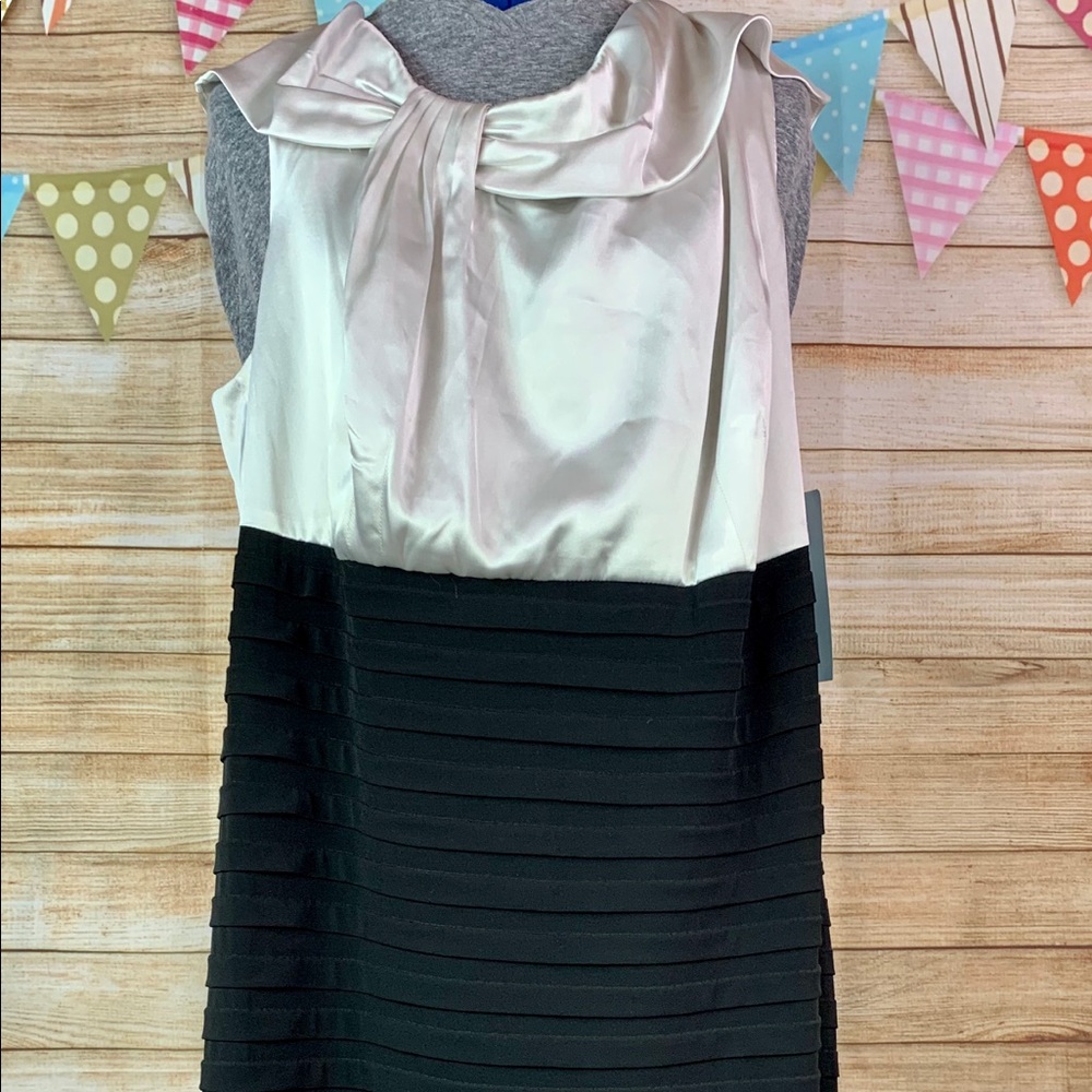 London Times Sleeveless midi dress 22w
